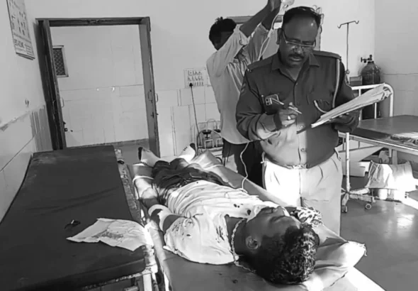 डूंगरपुर सड़क हादसा: आधी रात में खड़े खराब ट्रॉले से टकराईं कारें, एक युवक की दर्दनाक मौत ने झकझोरा